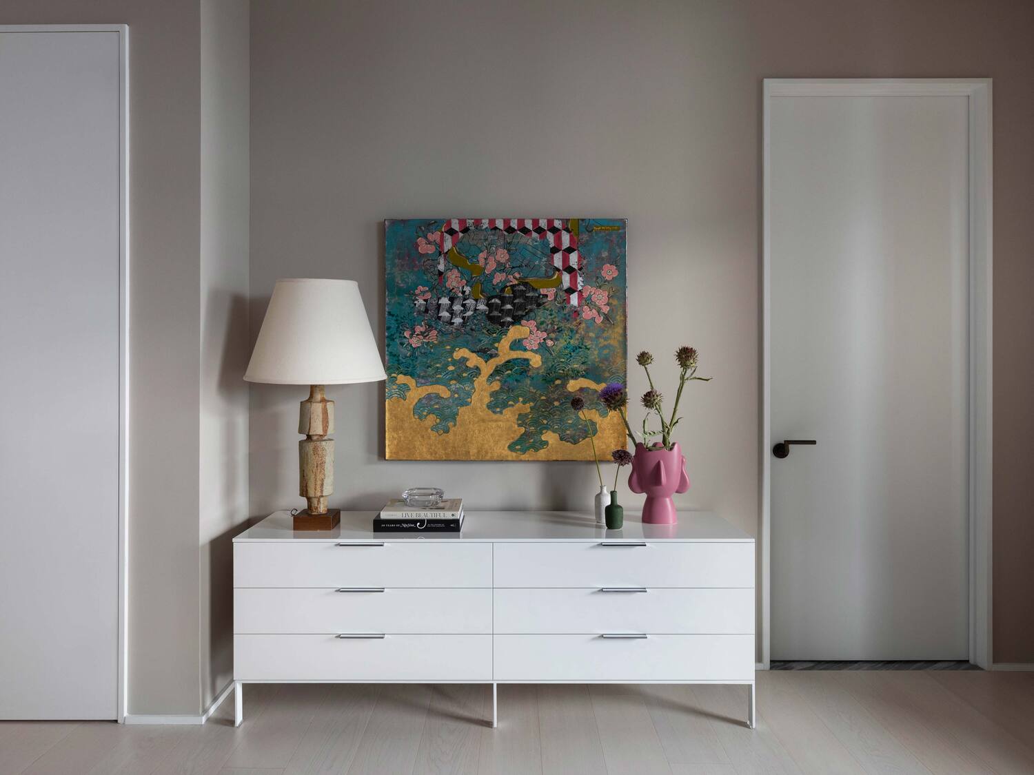 04 bedroom