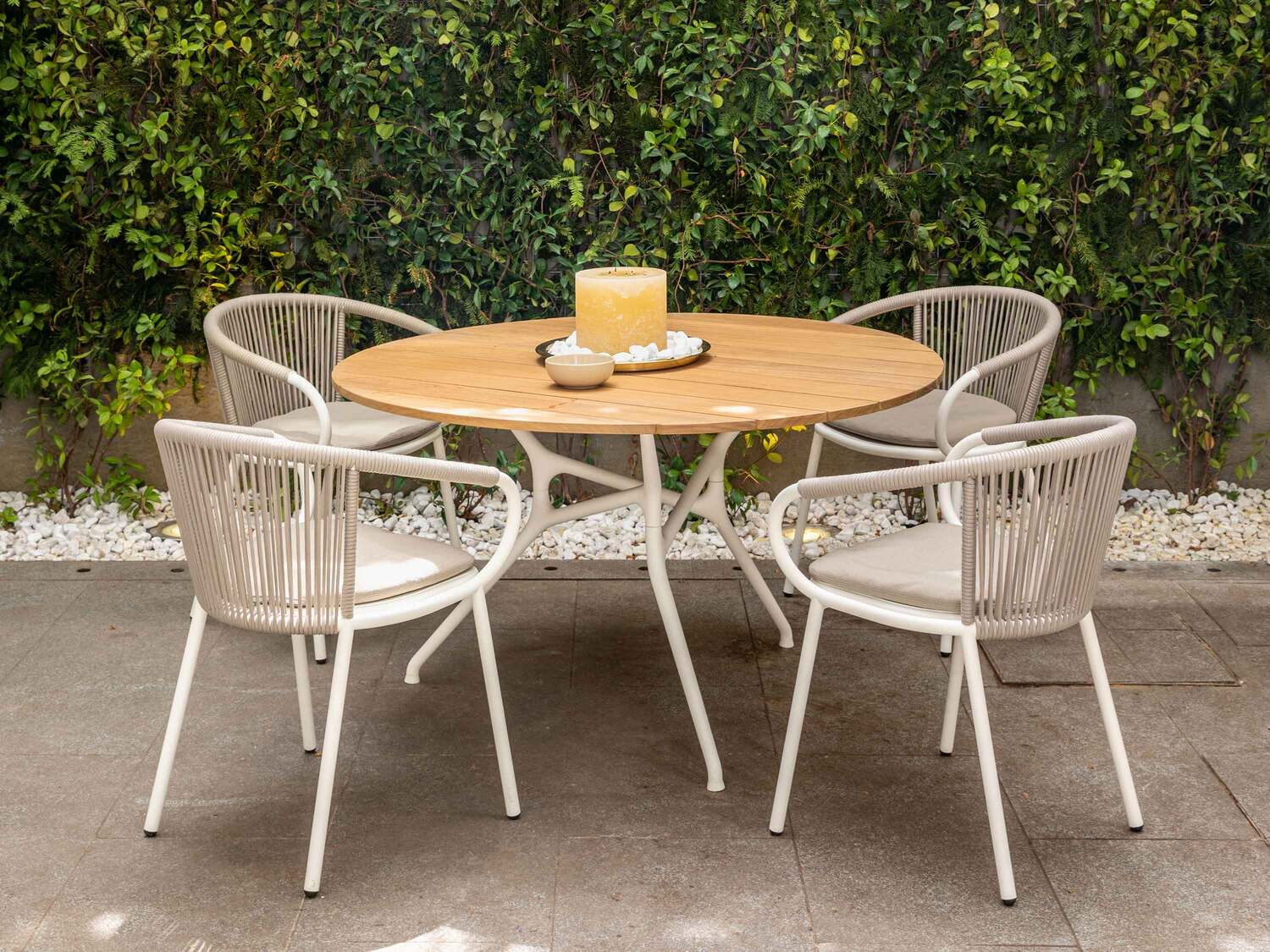 16 outdoor