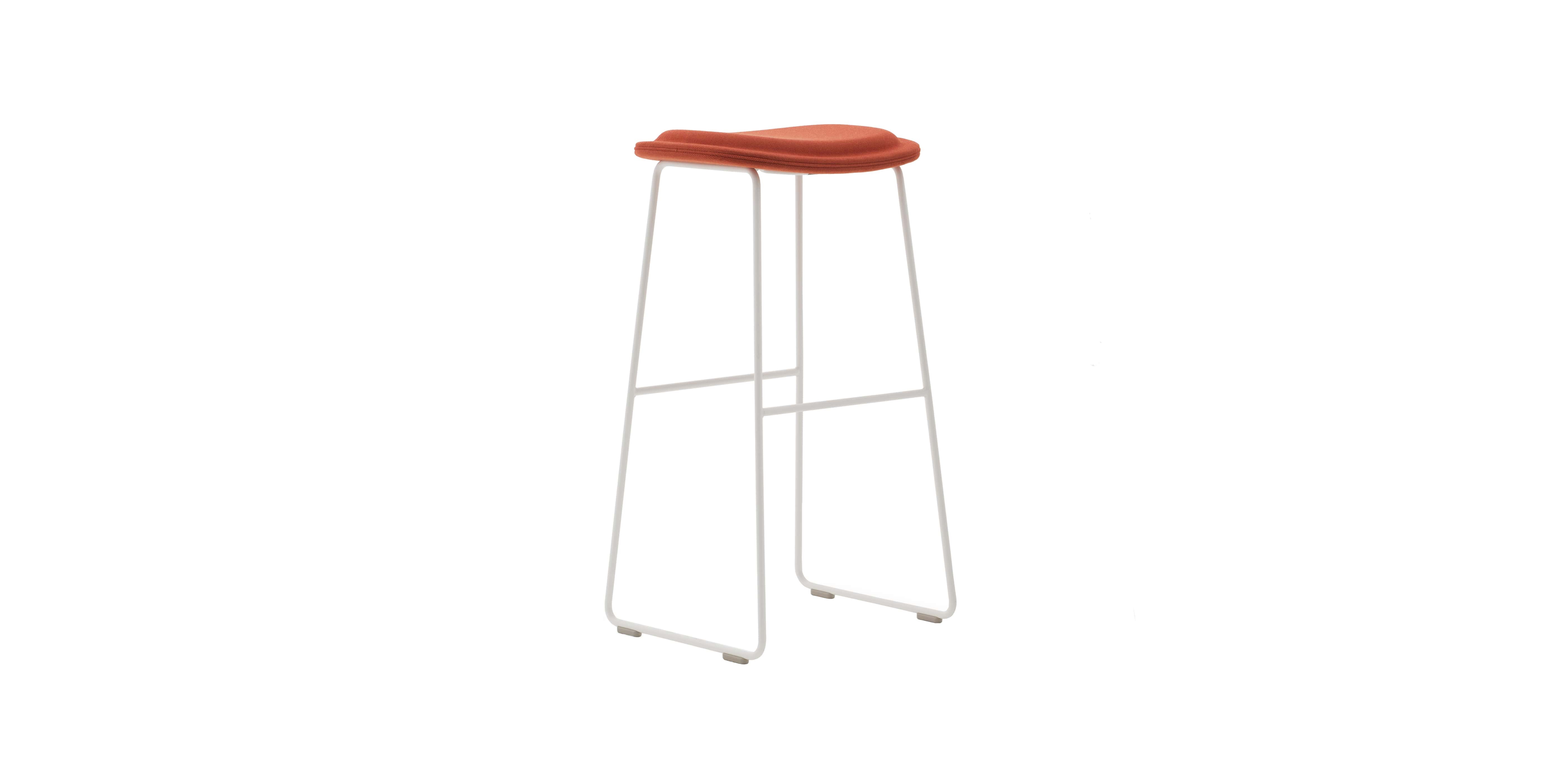 Hi Pad Stool by Jasper Morrison - Stools | Cappellini
