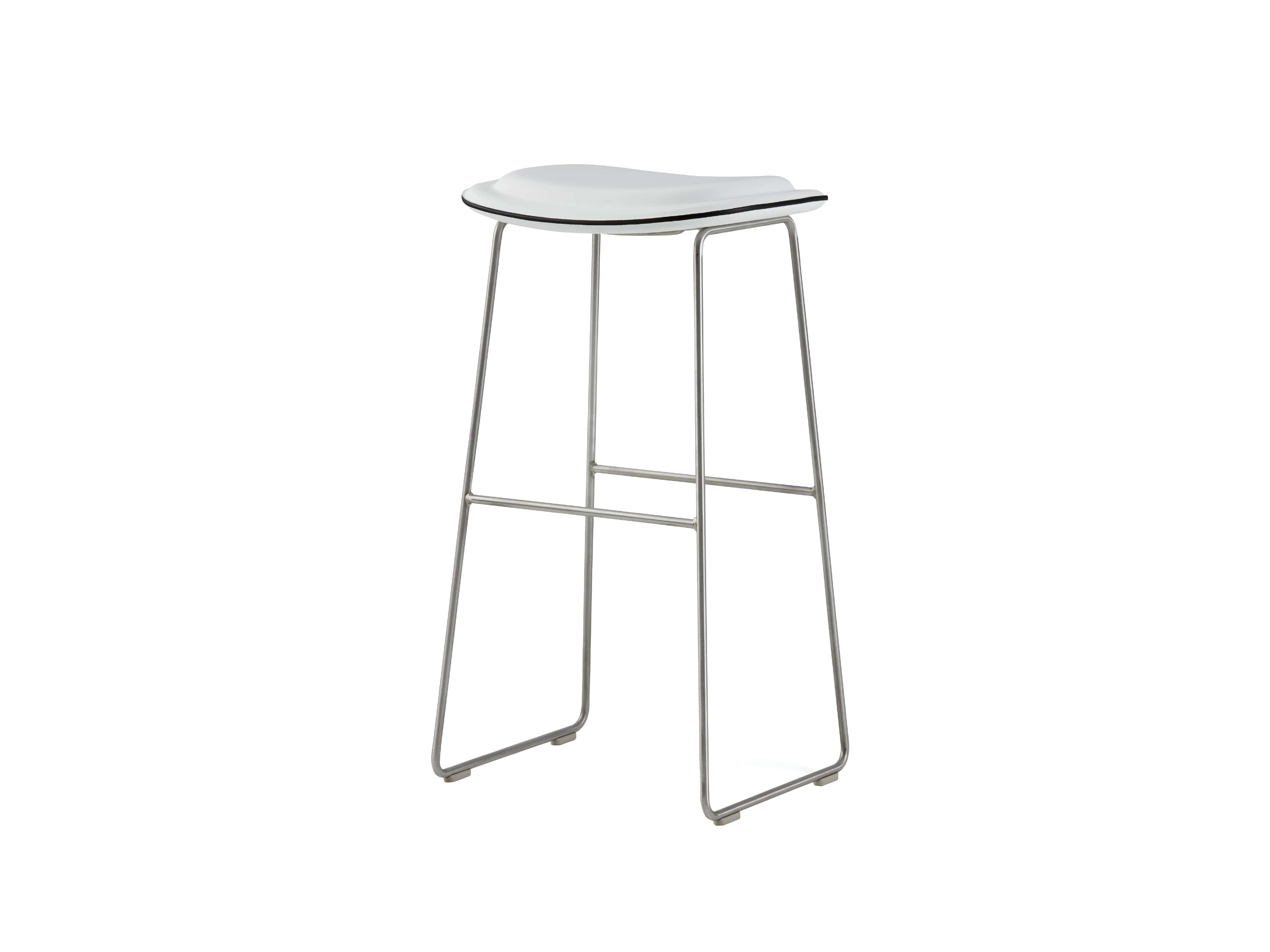 肌触りがいい Hi Pad Stool by Jasper Morrison - Stools | Cappellini スツール