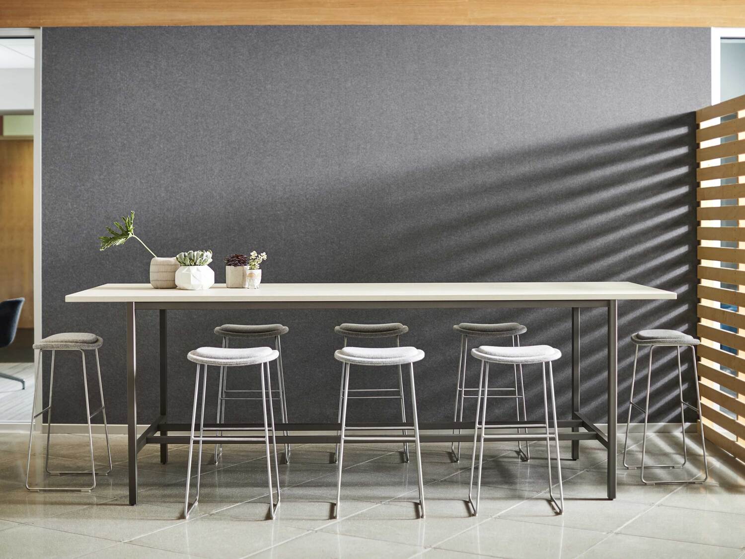 Hi Pad Stool by Jasper Morrison - Stools | Cappellini