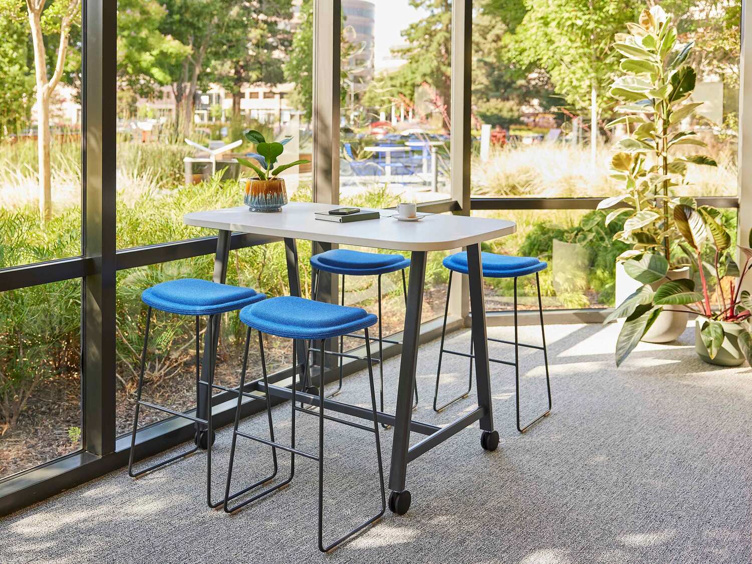 Hi Pad Stool by Jasper Morrison - Stools | Cappellini