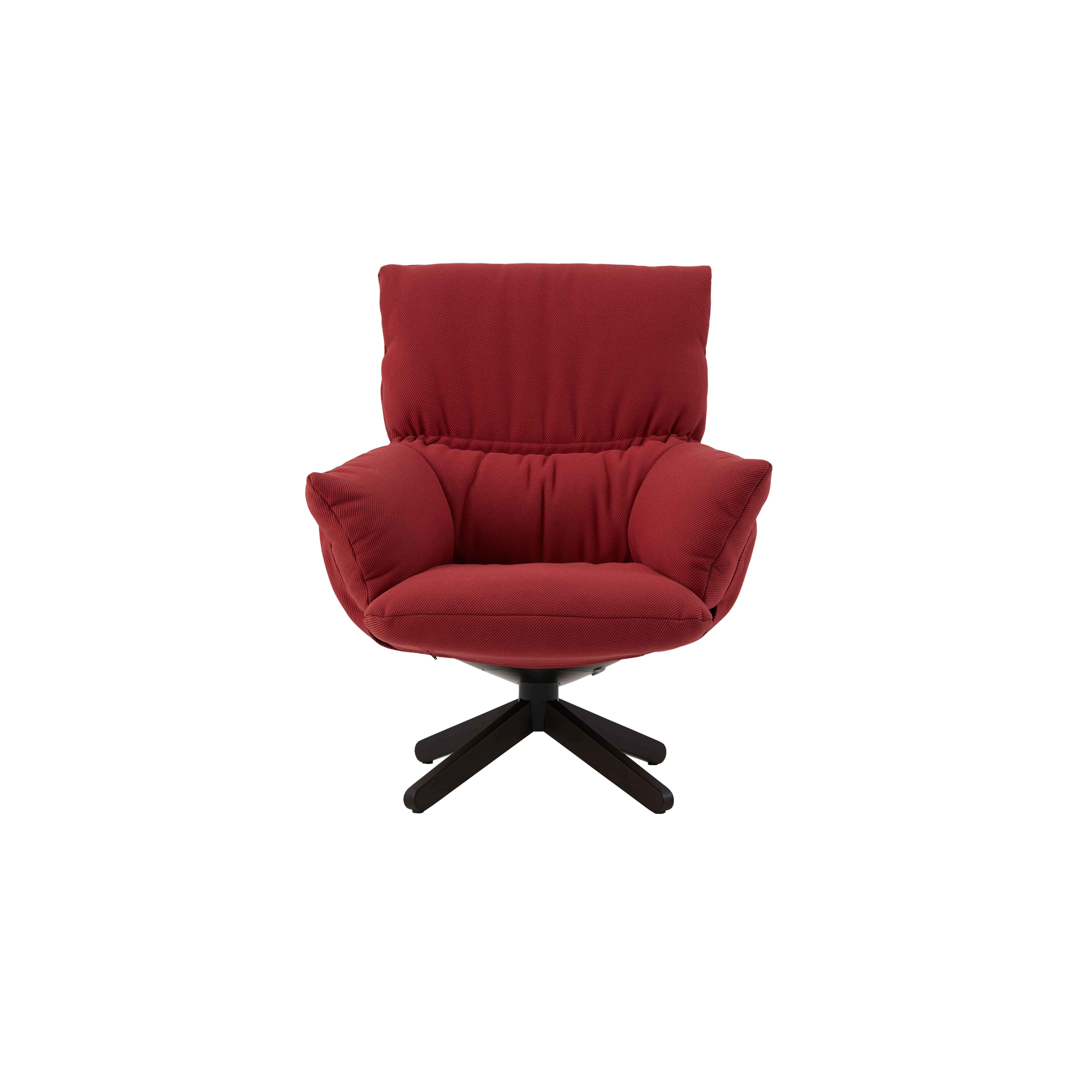lud'o lounge chair with conical base
