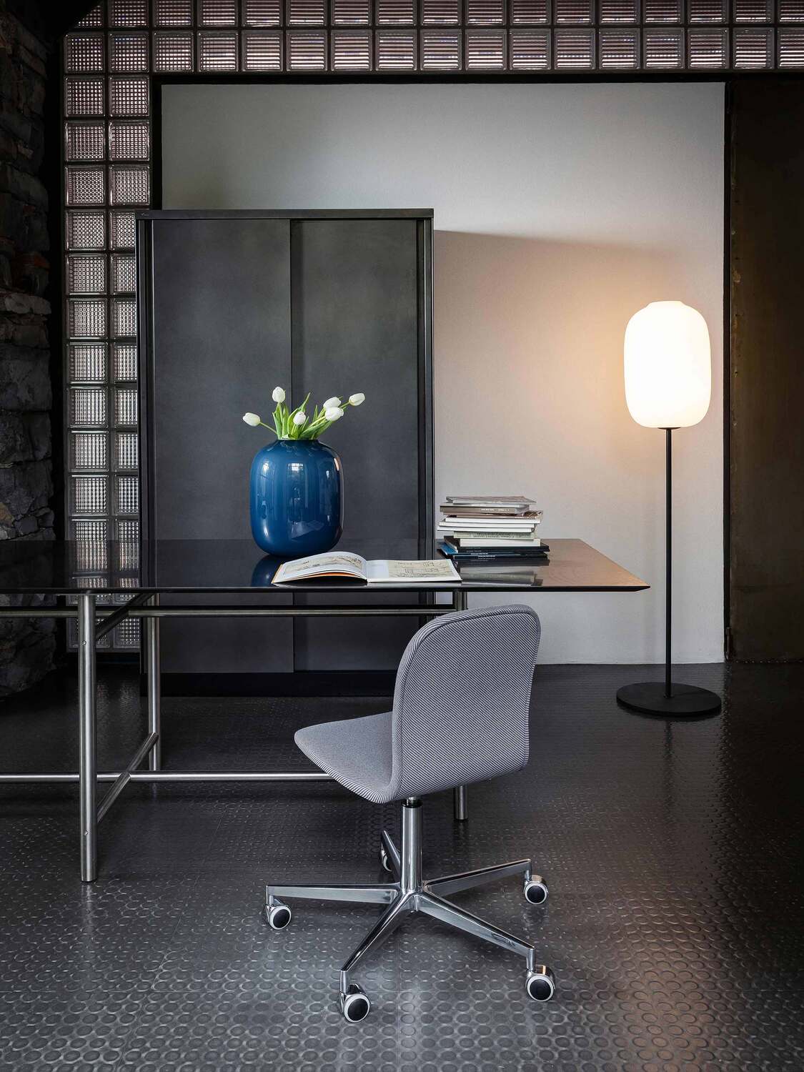 Tate Soft by Jasper Morrison - Chairs and small armchairs | Cappellini